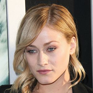 Fotoğraf Olivia Taylor Dudley