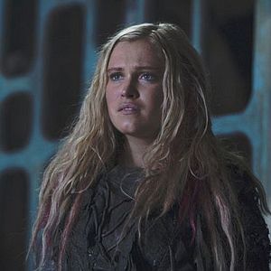 Fotoğraf Eliza Taylor