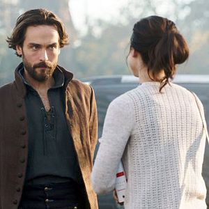 Fotoğraf Tom Mison