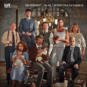 Fotoğraf Men and Chicken