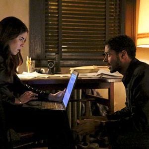 Fotoğraf Alfred Enoch