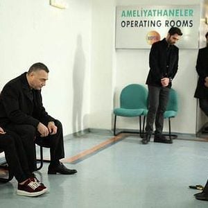 Fotoğraf Eşkıya Dünyaya Hükümdar Olmaz