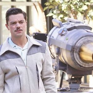 Fotoğraf Dominic Cooper