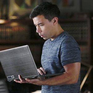 Fotoğraf Conrad Ricamora