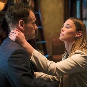 Fotoğraf Betty Gilpin