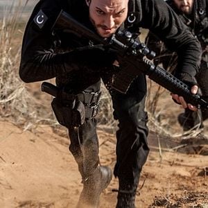 Fotoğraf Kurtlar Vadisi Pusu