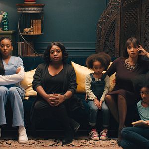 Fotoğraf Jean Of The Joneses