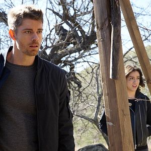 Fotoğraf Luke Mitchell