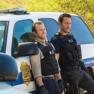 Fotoğraf Alex O'Loughlin