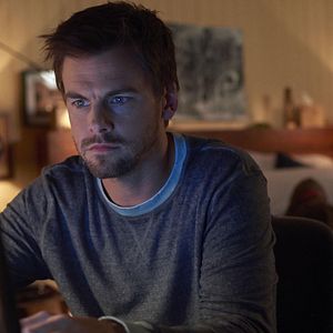 Fotoğraf Tommy Dewey