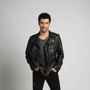 Fotoğraf N'olur Ayrılalım