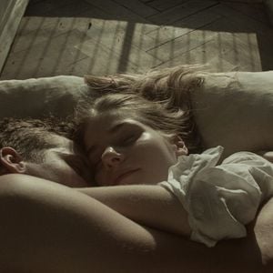 Fotoğraf Uykusuz Her Gece