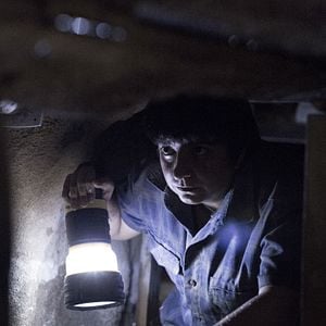 Fotoğraf Al final del túnel