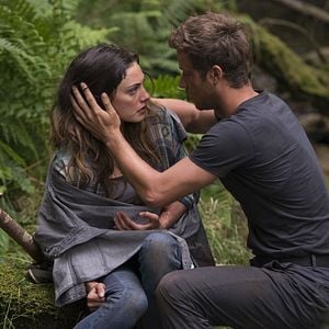 Fotoğraf Phoebe Tonkin