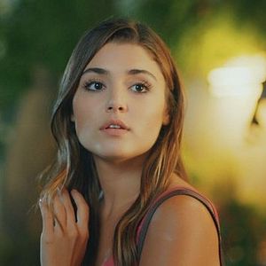 Fotoğraf Aşk Laftan Anlamaz