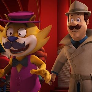 Fotoğraf Sevimli Kedi İş Başında 2