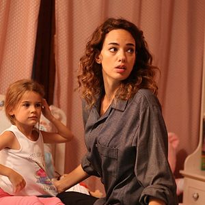 Fotoğraf Bana Sevmeyi Anlat