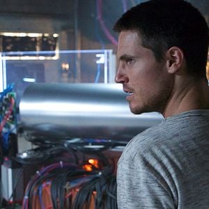 Fotoğraf Robbie Amell