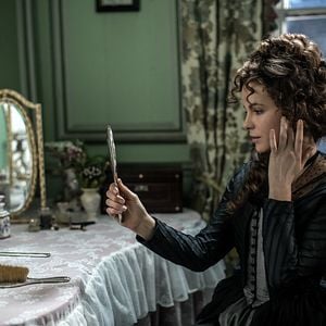 Fotoğraf Love & Friendship