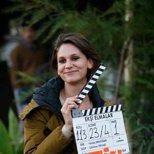 Fotoğraf Ekşi Elmalar