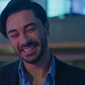 Fotoğraf Seviyor Sevmiyor