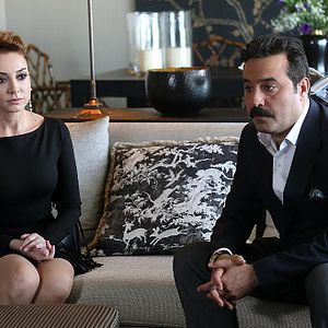 Fotoğraf Bana Sevmeyi Anlat