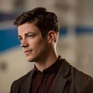 Fotoğraf Grant Gustin