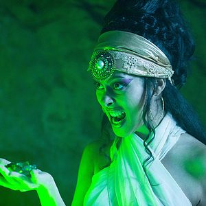 Fotoğraf Ashley Doris