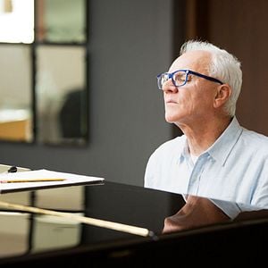 Fotoğraf Mozart in the Jungle