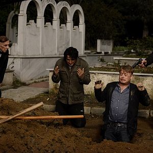 Fotoğraf Alemde Bir Gece