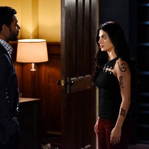 Fotoğraf Emeraude Toubia