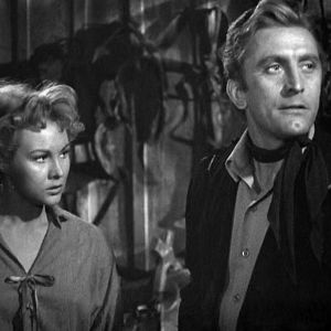 Fotoğraf Kirk Douglas