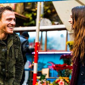 Fotoğraf Bu Şehir Arkandan Gelecek