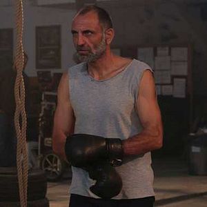 Fotoğraf Bu Şehir Arkandan Gelecek