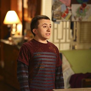 Fotoğraf Atticus Shaffer