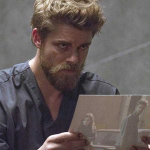 Fotoğraf Luke Mitchell