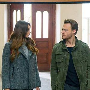 Fotoğraf Bu Şehir Arkandan Gelecek