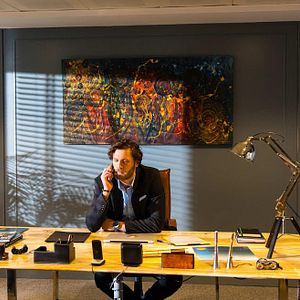 Fotoğraf Bu Şehir Arkandan Gelecek