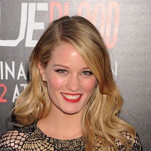 Fotoğraf Ashley Hinshaw