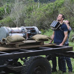 Fotoğraf Alex O'Loughlin