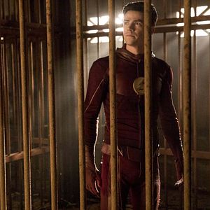 Fotoğraf Grant Gustin