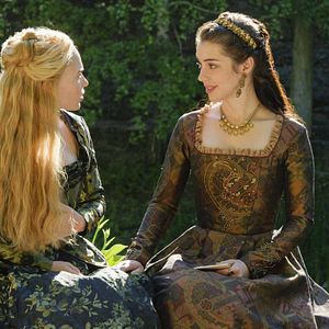 Fotoğraf Adelaide Kane