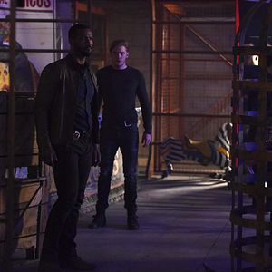 Fotoğraf Dominic Sherwood