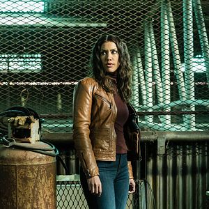 Fotoğraf Janina Gavankar