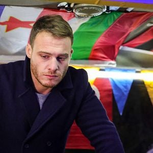 Fotoğraf Bu Şehir Arkandan Gelecek