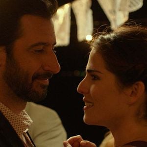 Fotoğraf Todos queremos a alguien