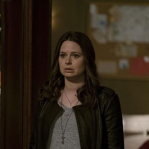 Fotoğraf Katie Lowes