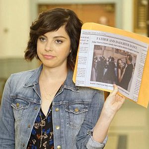 Fotoğraf Krysta Rodriguez