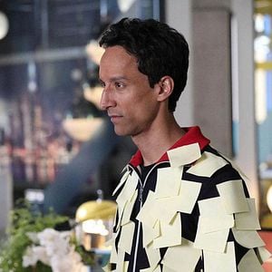 Fotoğraf Danny Pudi