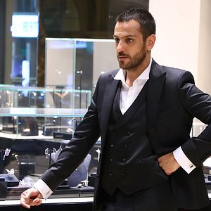 Fotoğraf Bir Deli Sevda